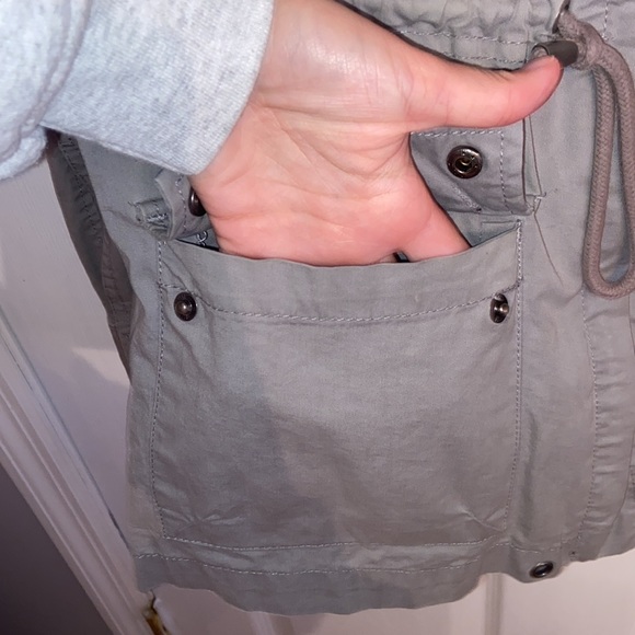 Gray utility jacket - Picture 2 of 4